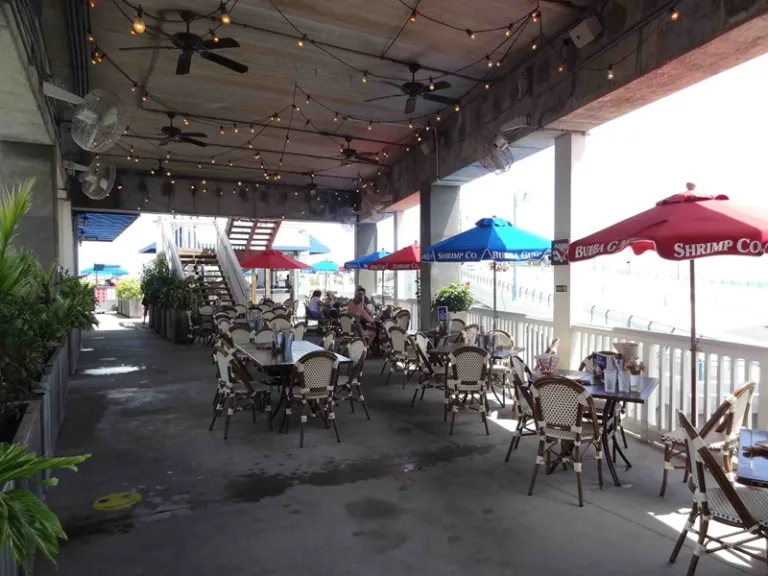Bubba Gump Shrimp Co. 4